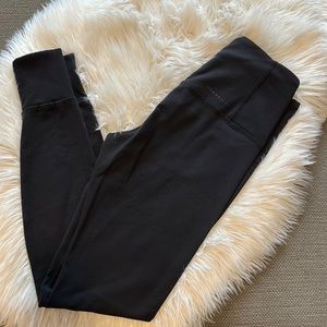 Aritzia Community High Waisted Leggings